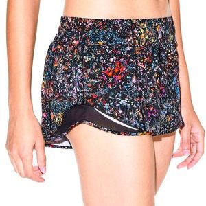 Lululemon Hotty hots size 2 2.5